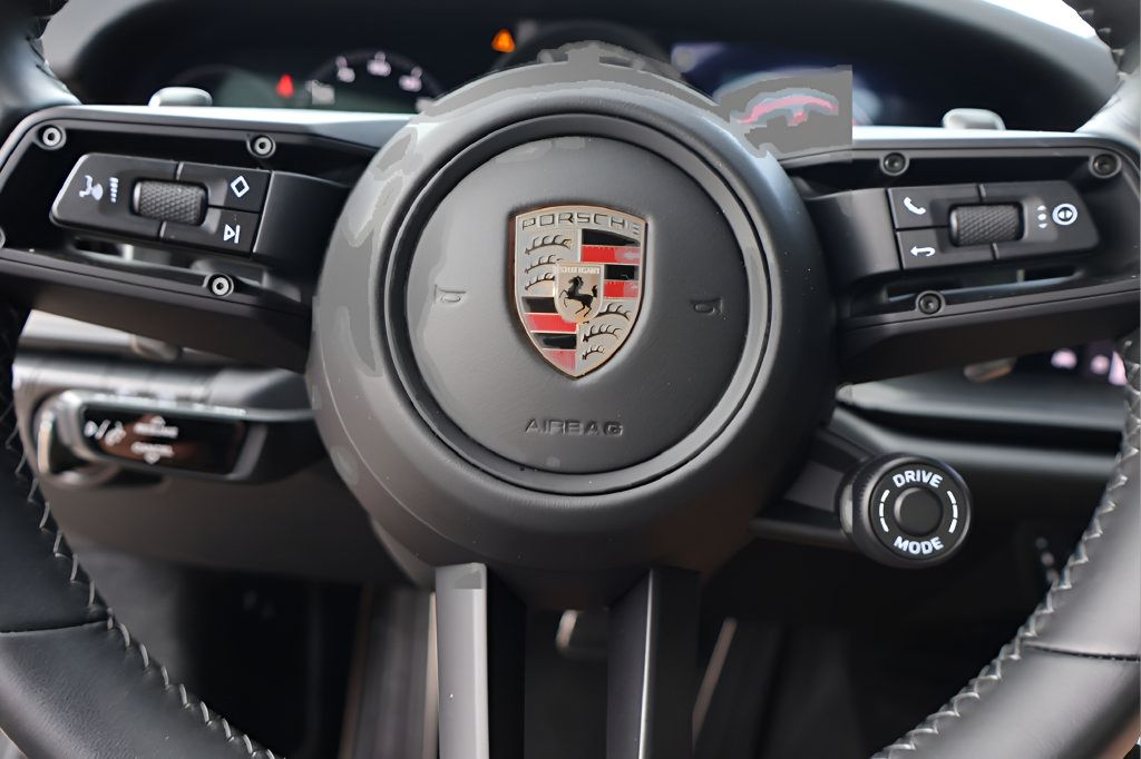 Used 2024 Porsche 911 AWD/4WD image 19