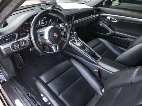 Certified 2015 Porsche 911 Turbo image 4