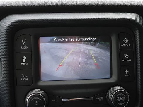 Used 2019 Jeep Wrangler Unlimited Sport S AWD/4WD image 22