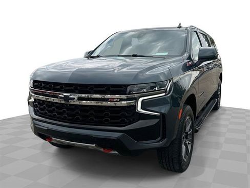 Used 2021 Chevrolet Suburban Z71 w/ Z71 Signature Package AWD/4WD image 1