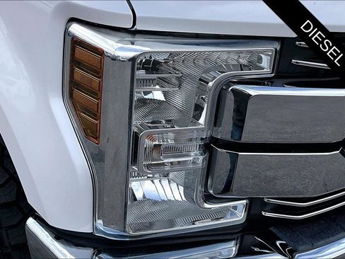 Used 2019 Ford F350 Lariat w/ Lariat Ultimate Package image 30