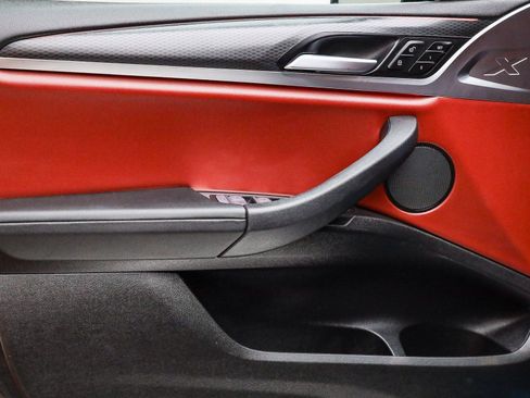 Used 2022 BMW X4 xDrive30i w/ M Sport Package 2 image 21