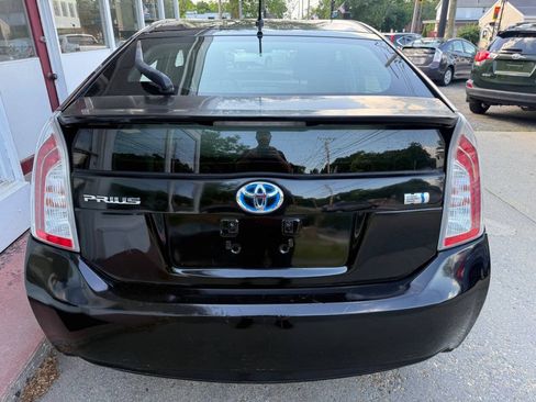 Used 2013 Toyota Prius Two FWD image 8