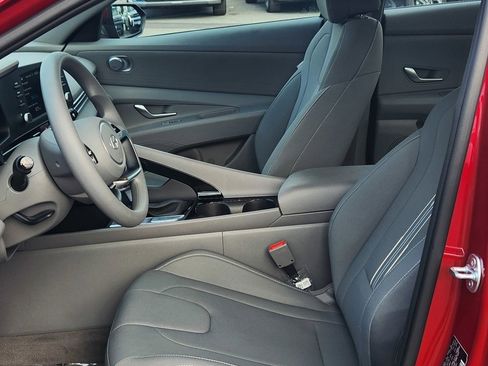 Certified 2025 Hyundai Elantra Blue image 11