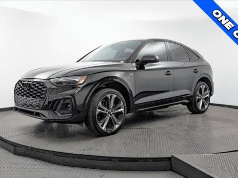 Used 2023 Audi Q5 2.0T Premium Plus w/ Premium Plus Package AWD/4WD image 2