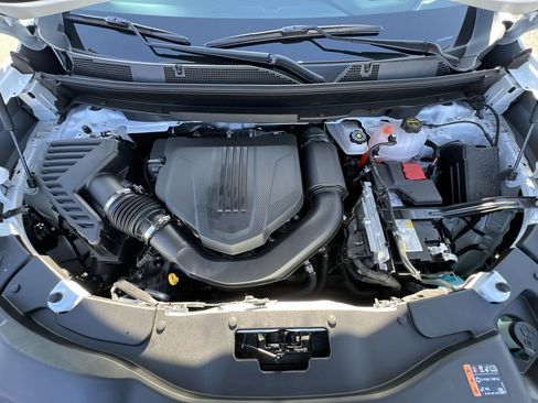 New 2025 GMC Acadia Elevation image 30