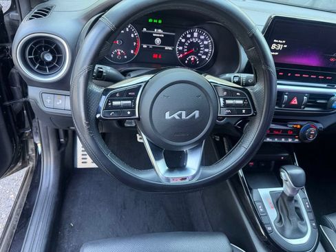 Used 2023 Kia Forte GT-Line w/ GT-Line Premium Package FWD image 5