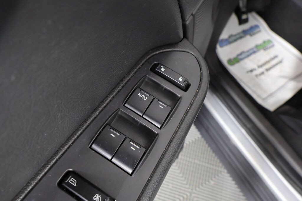 Used 2005 Ford Five Hundred Limited AWD/4WD image 31