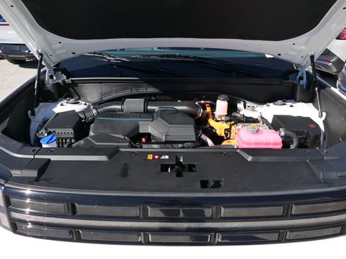 Used 2025 Hyundai Santa Fe Limited image 29