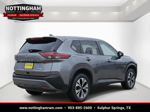 Used 2023 Nissan Rogue SV AWD/4WD image 4