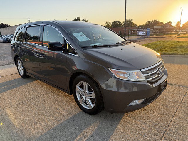 Used 2012 Honda Odyssey Touring Elite image 3
