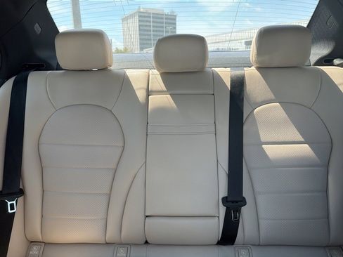 Used 2018 Mercedes-Benz C 300 Sedan image 26