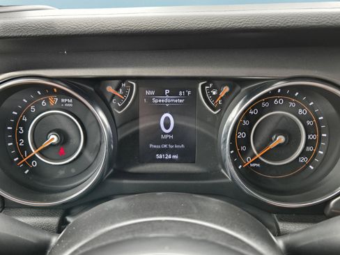 Used 2022 Jeep Gladiator Sport AWD/4WD image 23