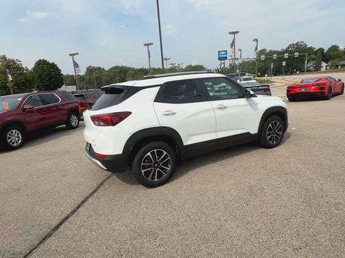 Used 2025 Chevrolet TrailBlazer LT FWD image 8