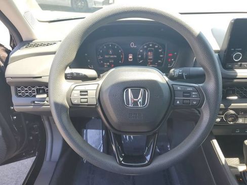 Certified 2023 Honda Accord EX image 25