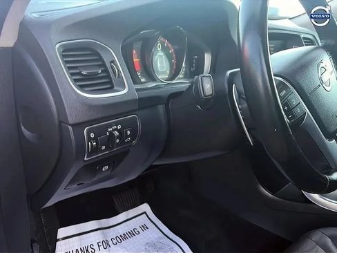 Used 2015 Volvo V60 T5 Premier FWD image 28