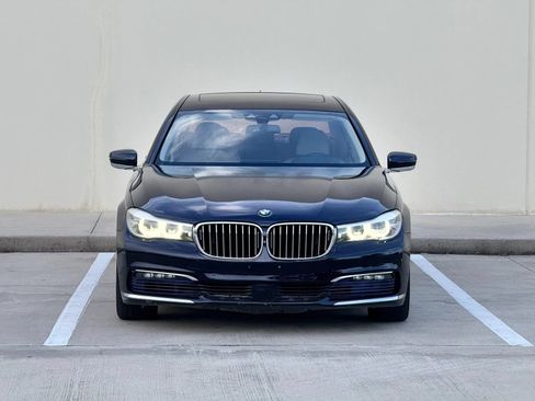 Used 2016 BMW 740i RWD image 2