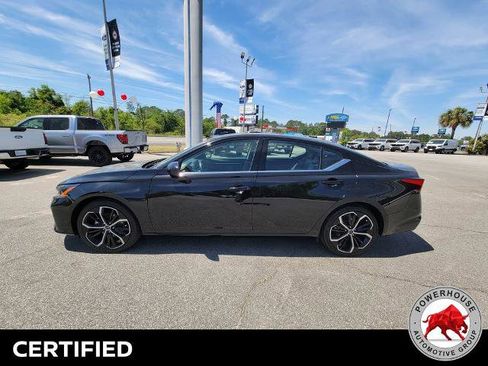 Used 2024 Nissan Altima 2.5 SR FWD image 3
