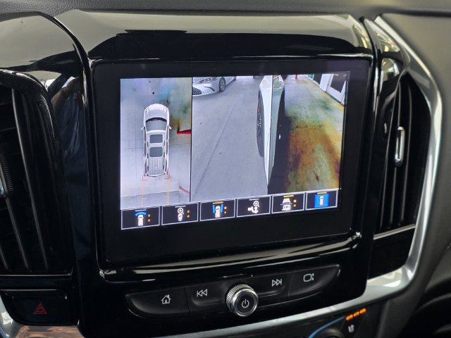 Used 2023 Chevrolet Traverse Premier w/ Redline Edition FWD image 26