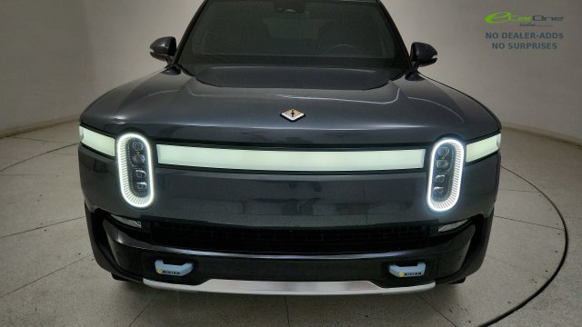 Used 2023 Rivian R1T Adventure Dual AWD/4WD image 24