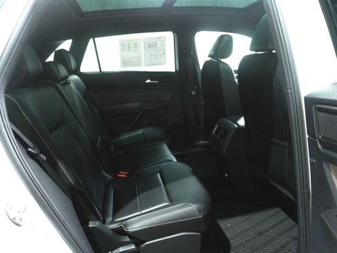 Used 2023 Volkswagen Atlas Cross Sport SEL R-Line image 13