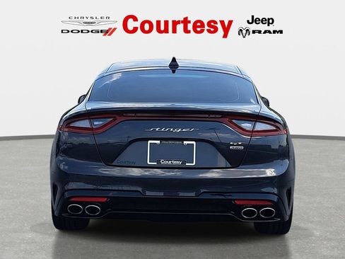 Used 2020 Kia Stinger GT1 AWD/4WD image 5