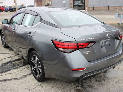 Certified 2022 Nissan Sentra SV image 3
