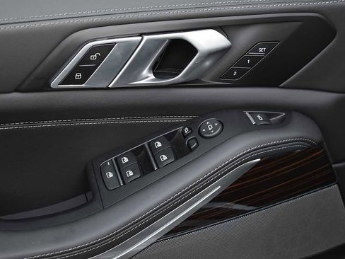 Used 2026 BMW X5 xDrive40i image 33