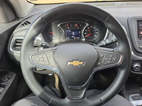 Used 2024 Chevrolet Equinox LT AWD/4WD image 21