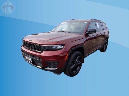 Certified 2025 Jeep Grand Cherokee L Altitude AWD/4WD image 4