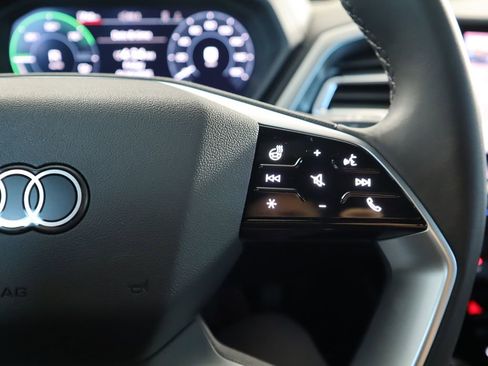 Used 2026 Audi Q4 e-tron Premium Plus w/ Premium Plus image 13