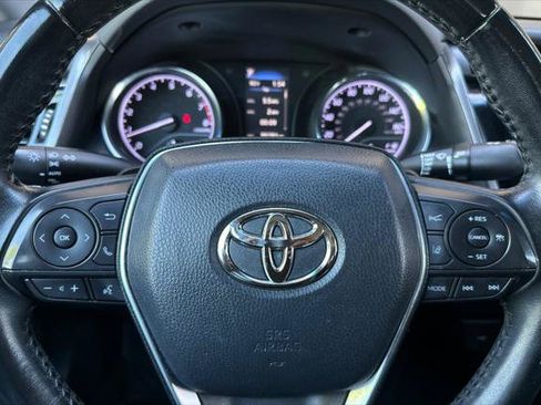 Certified 2020 Toyota Camry SE FWD image 23