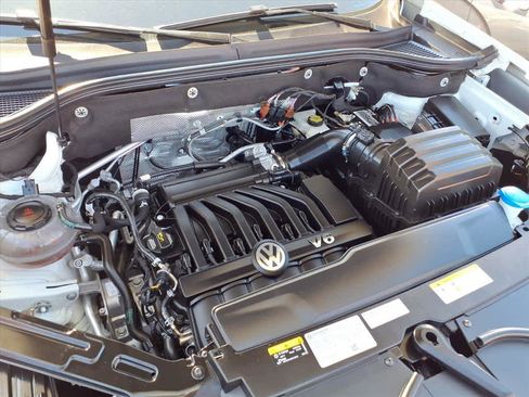 Used 2023 Volkswagen Atlas SE w/ Panoramic Sunroof Package image 25