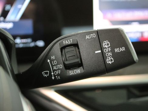 New 2026 BMW X5 xDrive50e image 30