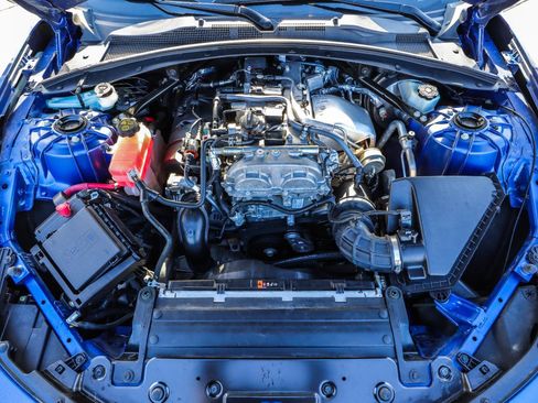 Used 2020 Chevrolet Camaro LS image 17