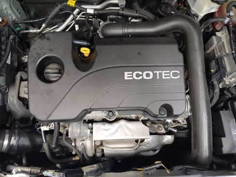 Used 2020 Chevrolet Equinox LT image 30