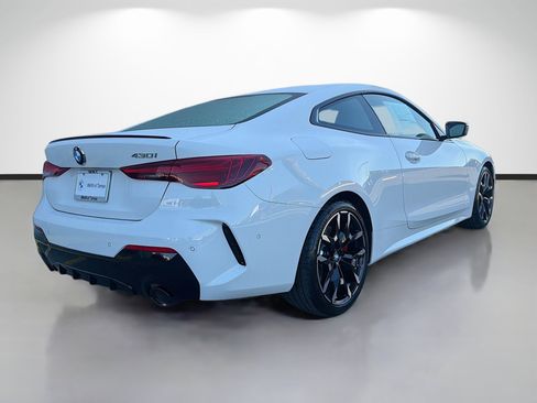 New 2026 BMW 430i 430i w/ M Sport Package image 3