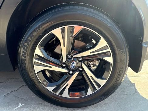 Used 2024 Subaru Crosstrek 2.0i Premium AWD/4WD image 9