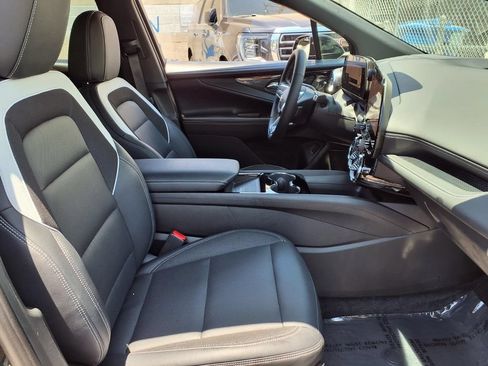 Certified 2024 Chevrolet Blazer EV LT AWD/4WD image 7