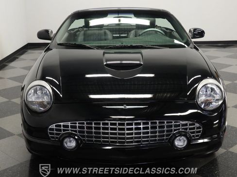 Used 2002 Ford Thunderbird Neiman Marcus image 15
