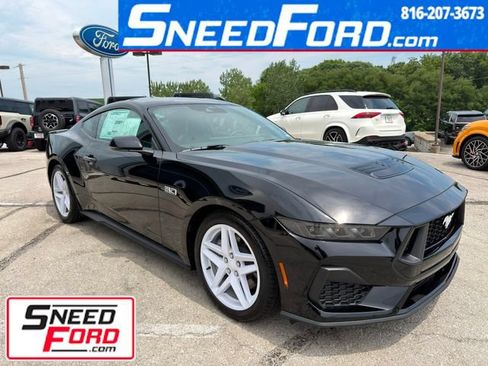 Used 2026 Ford Mustang GT Premium RWD image 1