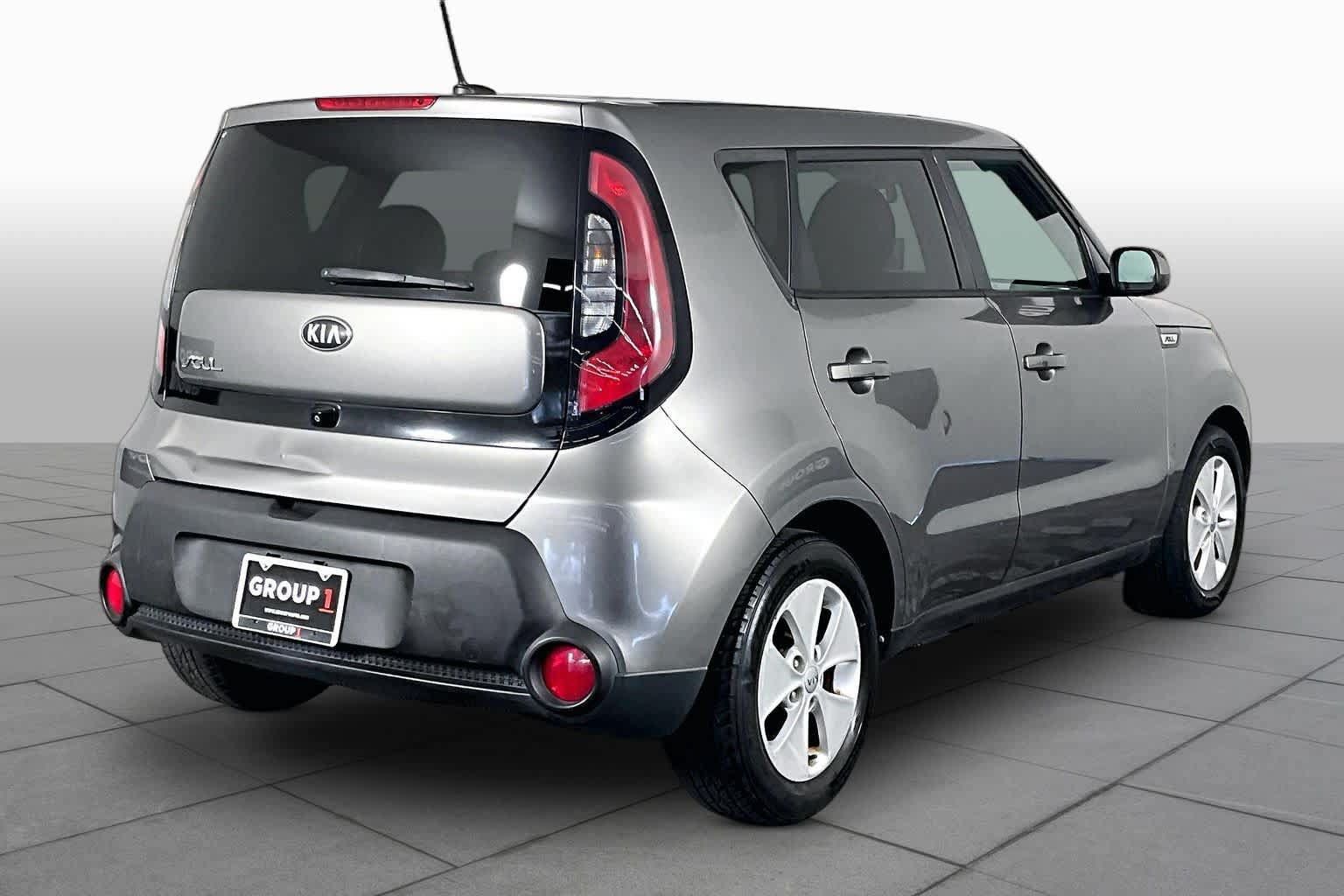 Used 2016 Kia Soul w/ Convenience Package FWD image 9