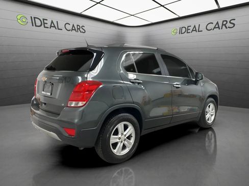 Used 2019 Chevrolet Trax LT w/ Driver Confidence Package FWD image 5