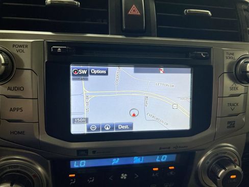 Used 2018 Toyota 4Runner Limited AWD/4WD image 15