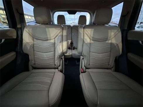 Used 2025 Cadillac XT6 Sport w/ Platinum Package image 64