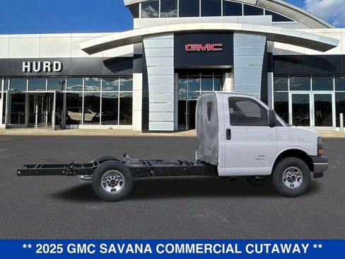 New 2025 GMC Savana 3500 w/ Power Convenience Package image 6