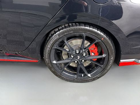 Certified 2025 Hyundai Elantra N FWD image 37