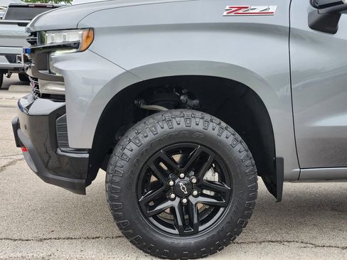 Certified 2022 Chevrolet Silverado 1500 LT Trail Boss w/ LT Trail Boss Premium Package AWD/4WD image 9