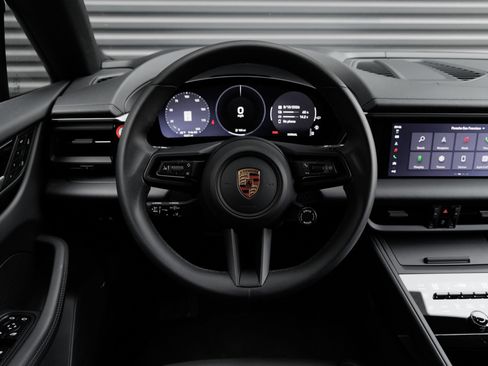 Used 2025 Porsche Macan Electric RWD image 16