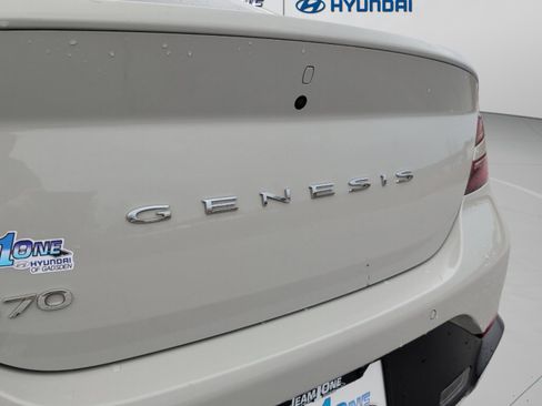 Used 2024 Genesis G70 2.5T w/ Sport Prestige Package image 42